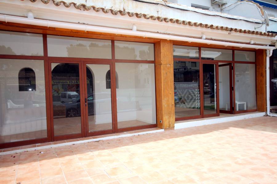 Sale - Commercial unit - Moraira - La Sabatera