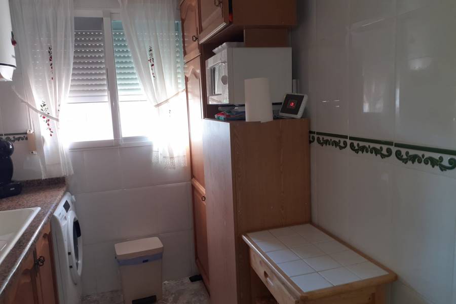 Alquiler a largo plazo - APARTAMENTO - Miramar - Playa