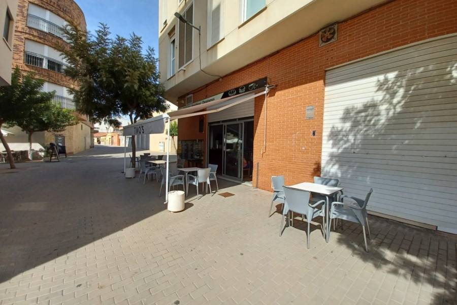 Long time Rental - Commercial unit - Los Montesinos