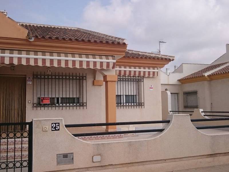 Sale - a VILLA / HOUSE - Los Alcazares - Town