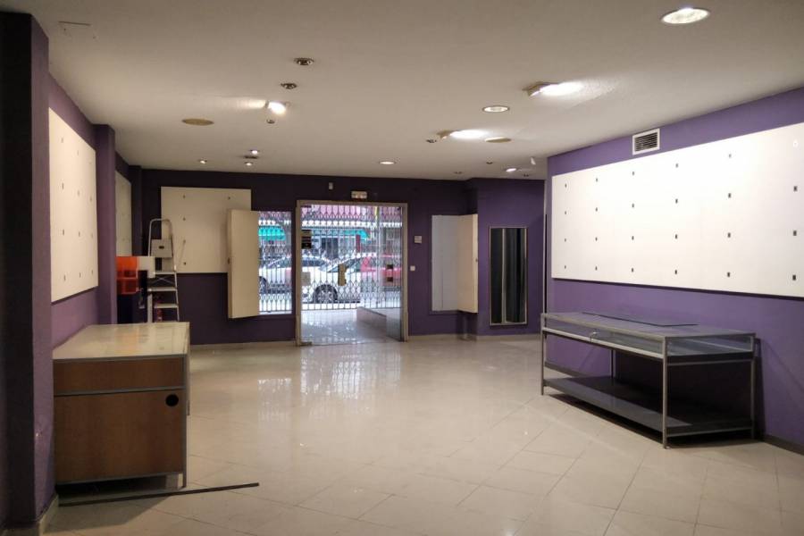 Sale - Commercial unit - Gandia - Centro