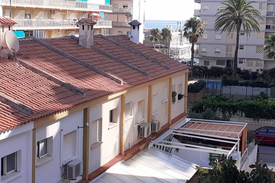 Alquiler a largo plazo - APARTAMENTO - Miramar - Playa