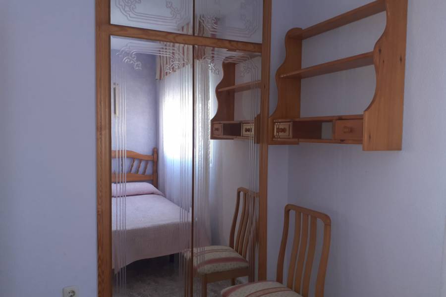 Location a l'année  - APPARTEMENT - Miramar - Playa